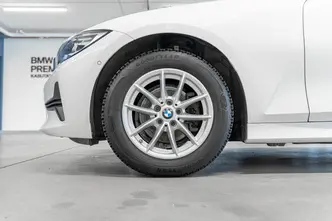 BMW 318, 2.0, 115 kW, bensiin, automaat, tagavedu