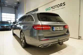 Mercedes-Benz E 220, 2.0, 143 kW, дизель, автомат, полный привод