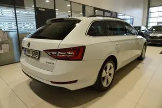 Škoda Superb, 1.4, 110 kW, bensiin, manuaal, esivedu