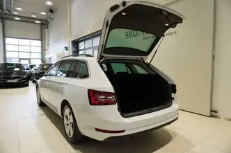 Škoda Superb, 1.4, 110 kW, bensiin, manuaal, esivedu