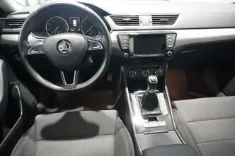 Škoda Superb, 1.4, 110 kW, bensiin, manuaal, esivedu