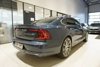 Volvo S90, 2.0, 173 kW, hübriid, automaat, nelikvedu