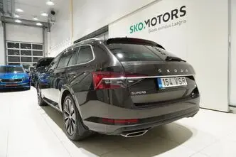 Škoda Superb, 2.0, 200 kW, бензин, автомат, полный привод