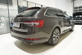 Škoda Superb, 2.0, 200 kW, бензин, автомат, полный привод