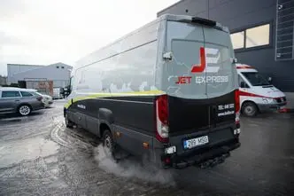 Iveco, 3.0, 132 kW, diisel, automaat, tagavedu