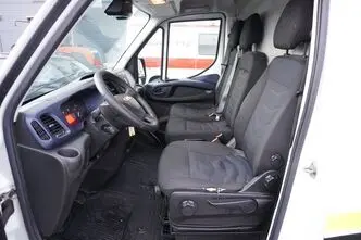 Iveco, 3.0, 132 kW, diisel, automaat, tagavedu