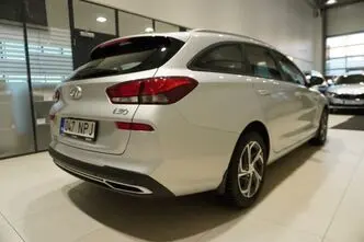 Hyundai i30, 1.5, 117 kW, hybrid, automatic, front-wheel drive