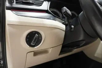 Škoda Superb, 2.0, 140 kW, bensiin, automaat, esivedu