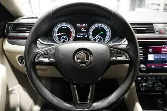 Škoda Superb, 2.0, 140 kW, bensiin, automaat, esivedu