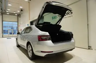 Škoda Superb, 1.5, 110 kW, bensiin, automaat, esivedu