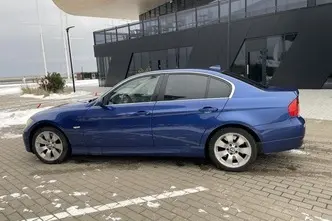 BMW 325, 3.0, 145 kW, дизель, автомат, задний привод