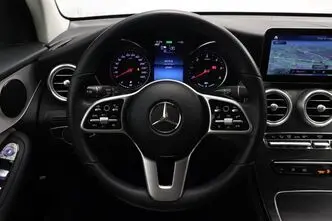 Mercedes-Benz GLC 300, 2.0, 143 kW, plug-in hybrid, automatic, four-wheel drive