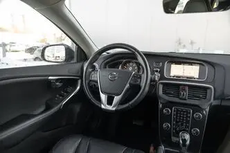 Volvo V40, 2.0, 90 kW, bensiin, automaat, esivedu