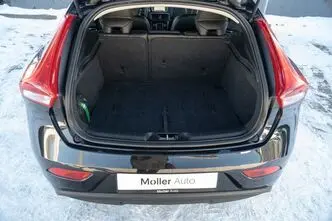 Volvo V40, 2.0, 90 kW, bensiin, automaat, esivedu