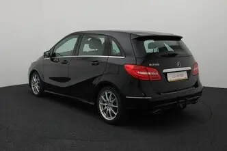 Mercedes-Benz B 200, 1.6, 115 kW, bensiin, automaat, esivedu