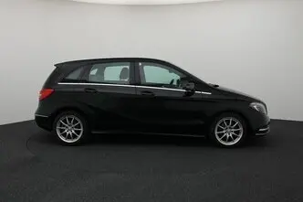 Mercedes-Benz B 200, 1.6, 115 kW, bensiin, automaat, esivedu