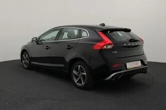 Volvo V40, 2.0, 110 kW, дизель, механическая, передний привод