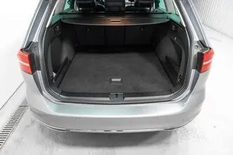 Volkswagen Passat, 2.0, 110 kW, bensiin, automaat, esivedu