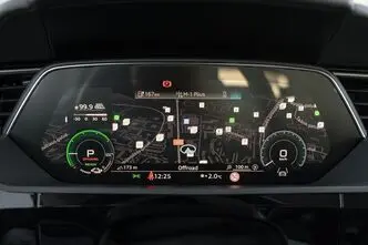 Audi e-tron, 300 kW, elekter, automaat, nelikvedu