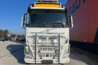 Volvo FH 540 6x2, 405 kW, дизель, автомат