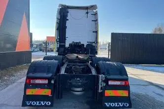 Volvo FH 540 6x2, 405 kW, дизель, автомат