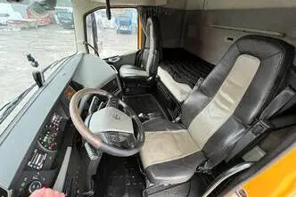 Volvo FH 500 8x4*4, 12.8, 375 kW, diesel, automatic, rear-wheel drive