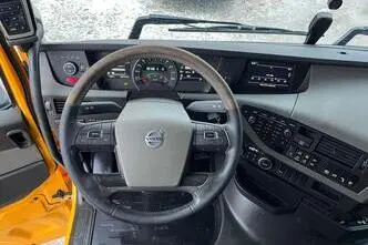 Volvo FH 500 8x4*4, 12.8, 375 kW, diesel, automatic, rear-wheel drive