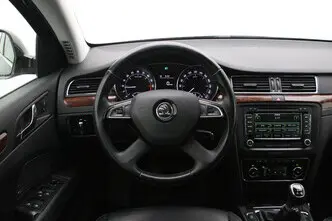 Škoda Superb, 2.0, 103 kW, diesel, manual, four-wheel drive