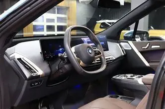 BMW iX, 240 kW, elekter, automaat, nelikvedu