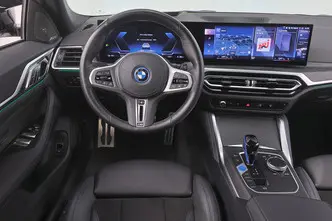 BMW i4, 400 kW, электричество, автомат, полный привод