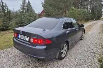 Honda Accord, 2.0, 114 kW, бензин, механическая, передний привод