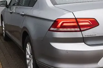 Volkswagen Passat, 2.0, 88 kW, diisel, automaat, esivedu