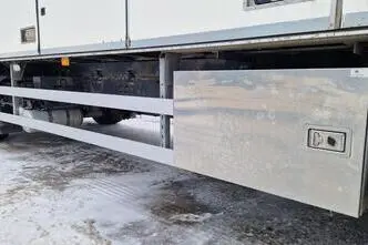 Volvo FM330 4X2, 250 kW, diisel, automaat
