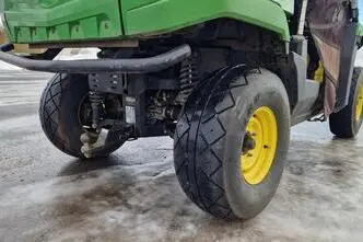 John Deere GATOR XUV 550 4X4, bensiin, automaat