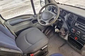 Iveco Daily, 2.3, 85 kW, diisel, manuaal, tagavedu