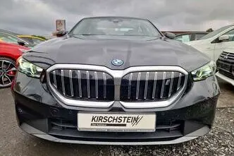 BMW i5, 250 kW, elekter, automaat, tagavedu