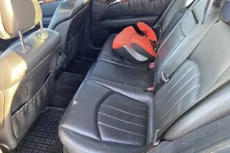Mercedes-Benz E 280, 3.0, 140 kW, дизель, автомат, задний привод