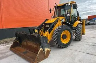 JCB 4CX PRO, 4.8, 81 kW, diesel, four-wheel drive
