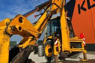 JCB 4CX PRO, 4.8, 81 kW, diesel, four-wheel drive