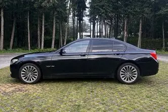 BMW 740, 3.0, 225 kW, дизель, автомат, полный привод