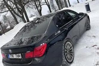 BMW 740, 3.0, 225 kW, дизель, автомат, полный привод