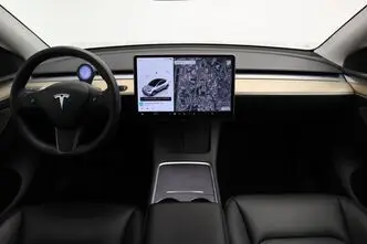 Tesla Model Y, 153 kW, elekter, nelikvedu