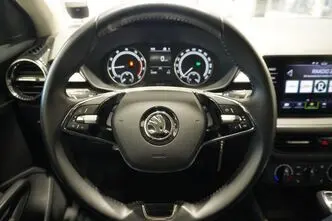 Škoda Fabia, 1.0, 81 kW, bensiin, automaat, esivedu