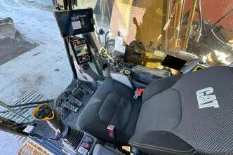 Caterpillar 330, 205 kW, дизель