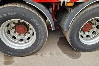 Iveco Stralis 260S56 6X4, 412 kW, diisel, manuaal
