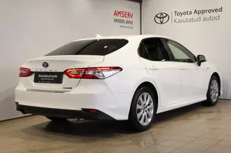Toyota Camry, 2.5, 131 kW, hybrid, automatic, front-wheel drive