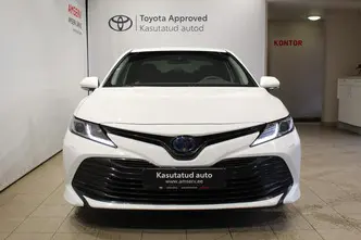 Toyota Camry, 2.5, 131 kW, hybrid, automatic, front-wheel drive