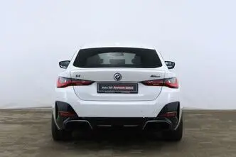 BMW i4, 125 kW, elekter, automaat, nelikvedu