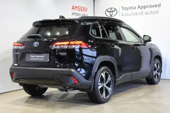 Toyota Corolla Cross, 2.0, 112 kW, hybrid, automatic, four-wheel drive