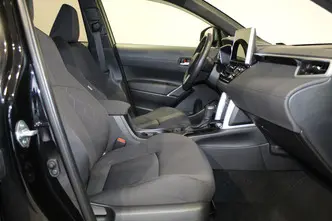 Toyota Corolla Cross, 2.0, 112 kW, hybrid, automatic, four-wheel drive
